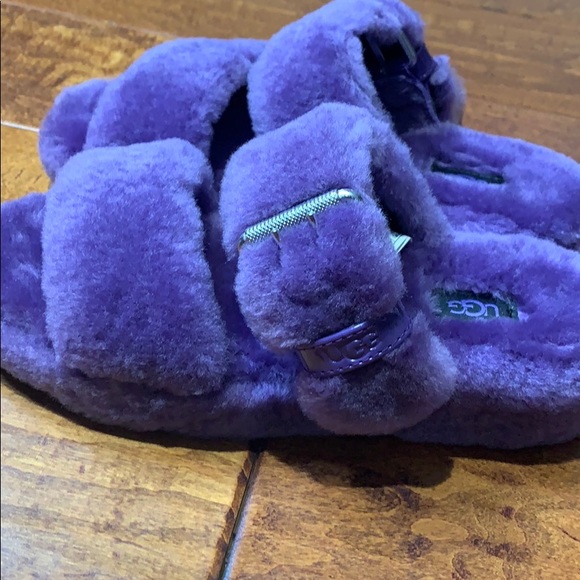 UGG Fuzzy Slippers - Picture 3 of 7